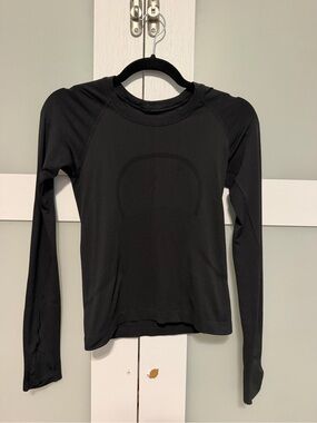 lululemon Swiftly Tech Black Long-Sleeve Performance Top